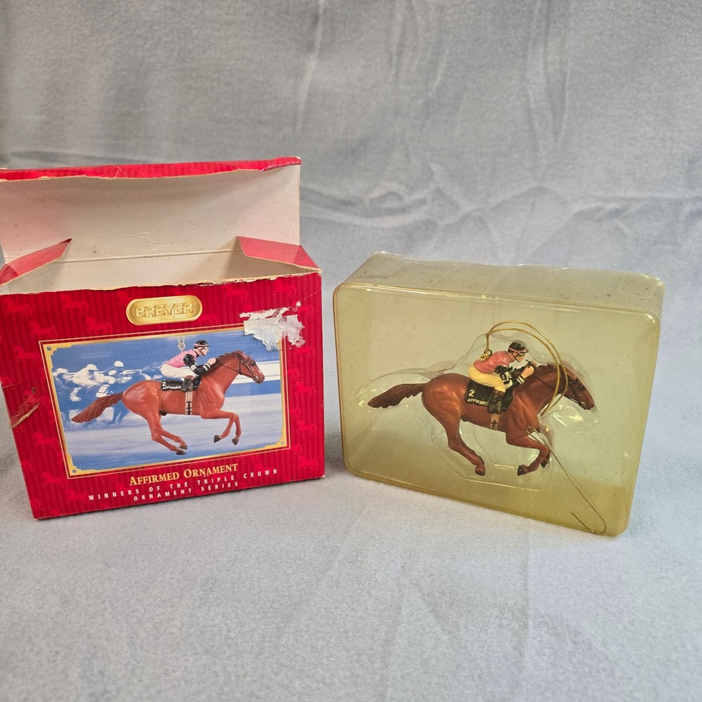 Breyer 2006 Affirmed Ornament Triple Crown Series Horse Racing 700146 Boxed - Picture 7 of 9
